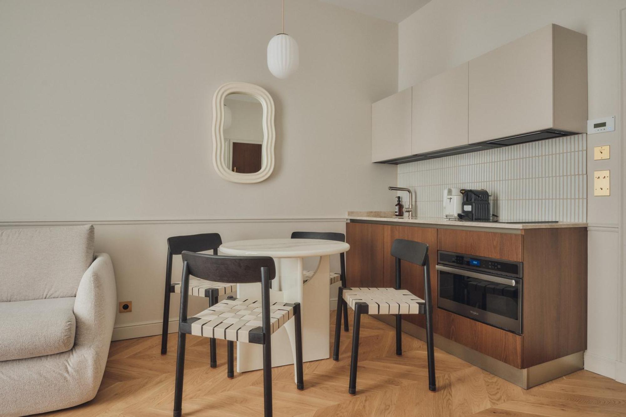 Nestay Sentier Aparthotel Paris