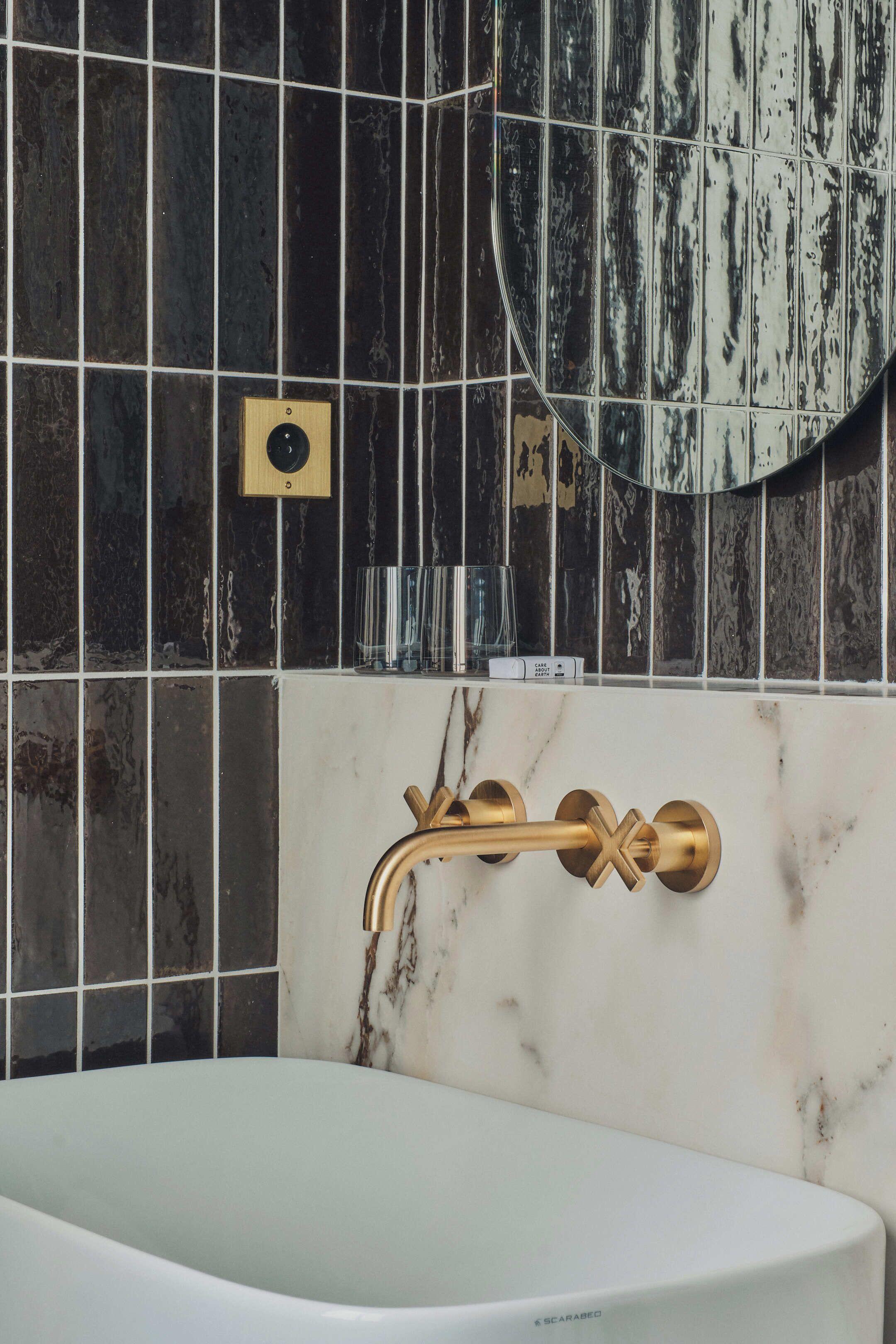 Nestay Sentier Aparthotel 4*